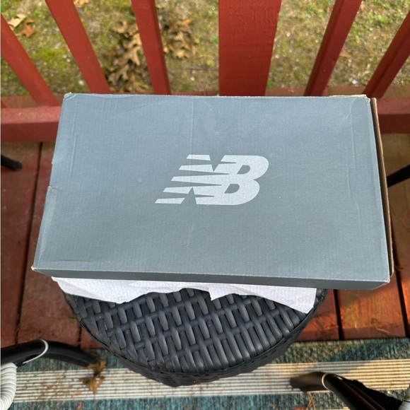 NWT NewBalance 210s - Picture 5 of 5